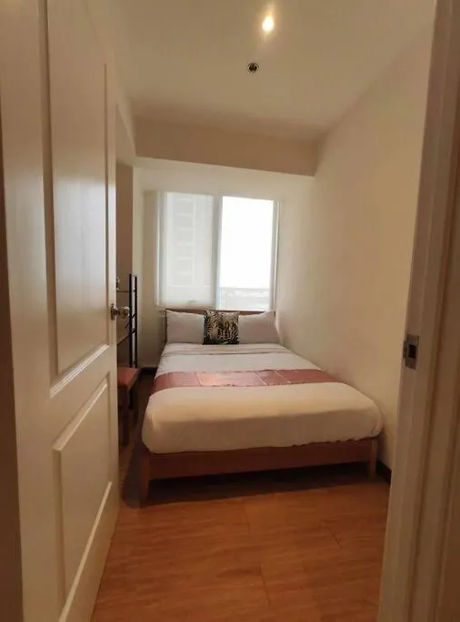 Apartment Resort Living 2Br Azure Urban Residences W/ Wi-Fi Paranaque City