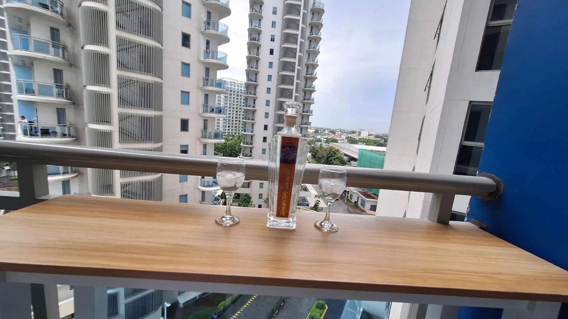 Resort Living 2Br Azure Urban Residences W/ Wi-Fi Paranaque City Apartmán